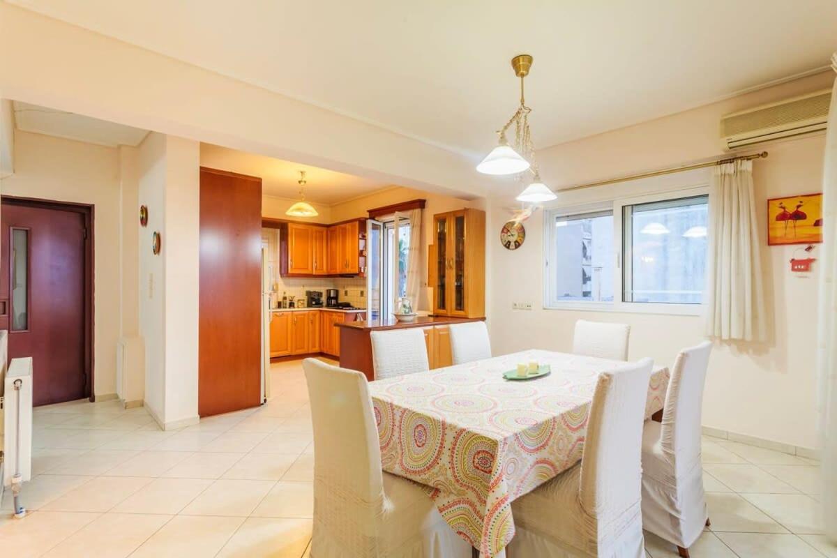 קלמאטה Spacious Urban Haven-Family Home, Perfect Location מראה חיצוני תמונה