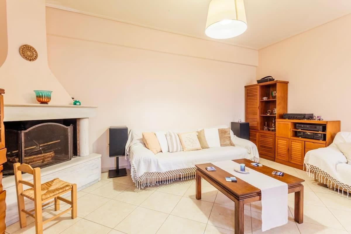 קלמאטה Spacious Urban Haven-Family Home, Perfect Location מראה חיצוני תמונה